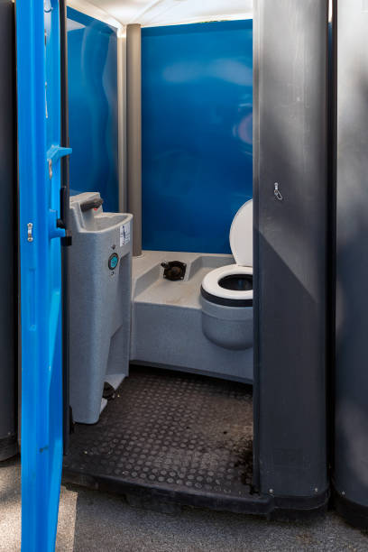 Best Portable restroom trailer rental  in Ohkay Owingeh, NM
